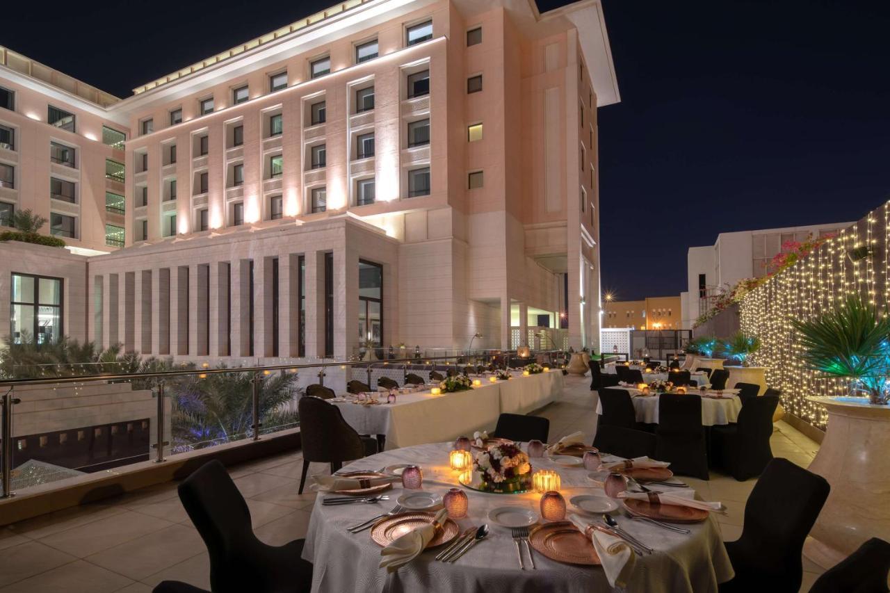 Radisson Collection Muscat, Hormuz Grand Ξενοδοχείο Εξωτερικό φωτογραφία The Westin Abu Dhabi